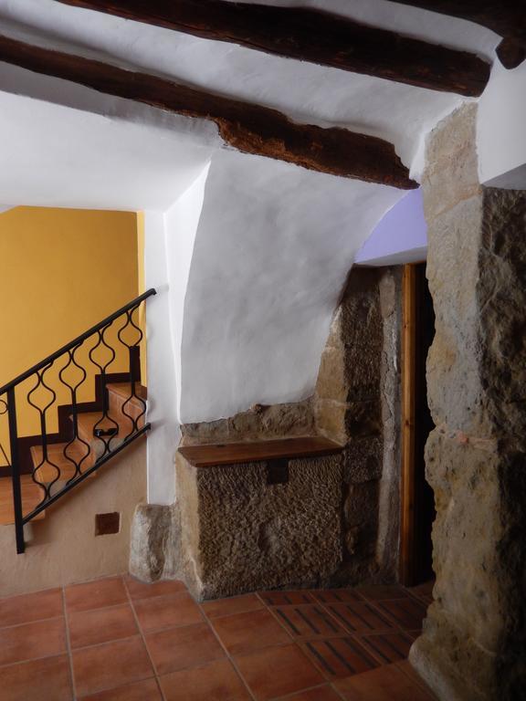 Casa Lugare Guest House Ayerbe Exterior foto